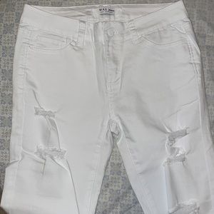 WHITE RIPPED JEANS. Waist length. Size 9